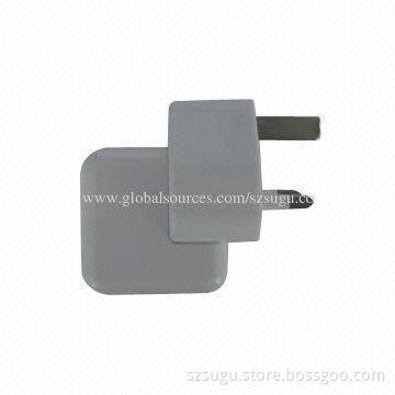 US/EU/UK socket 5V 2.1A portable USB charger for iPhone 5 and iPad, OEM orders are welcome